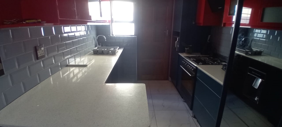 To Let 2 Bedroom Property for Rent in Jagtershof Western Cape